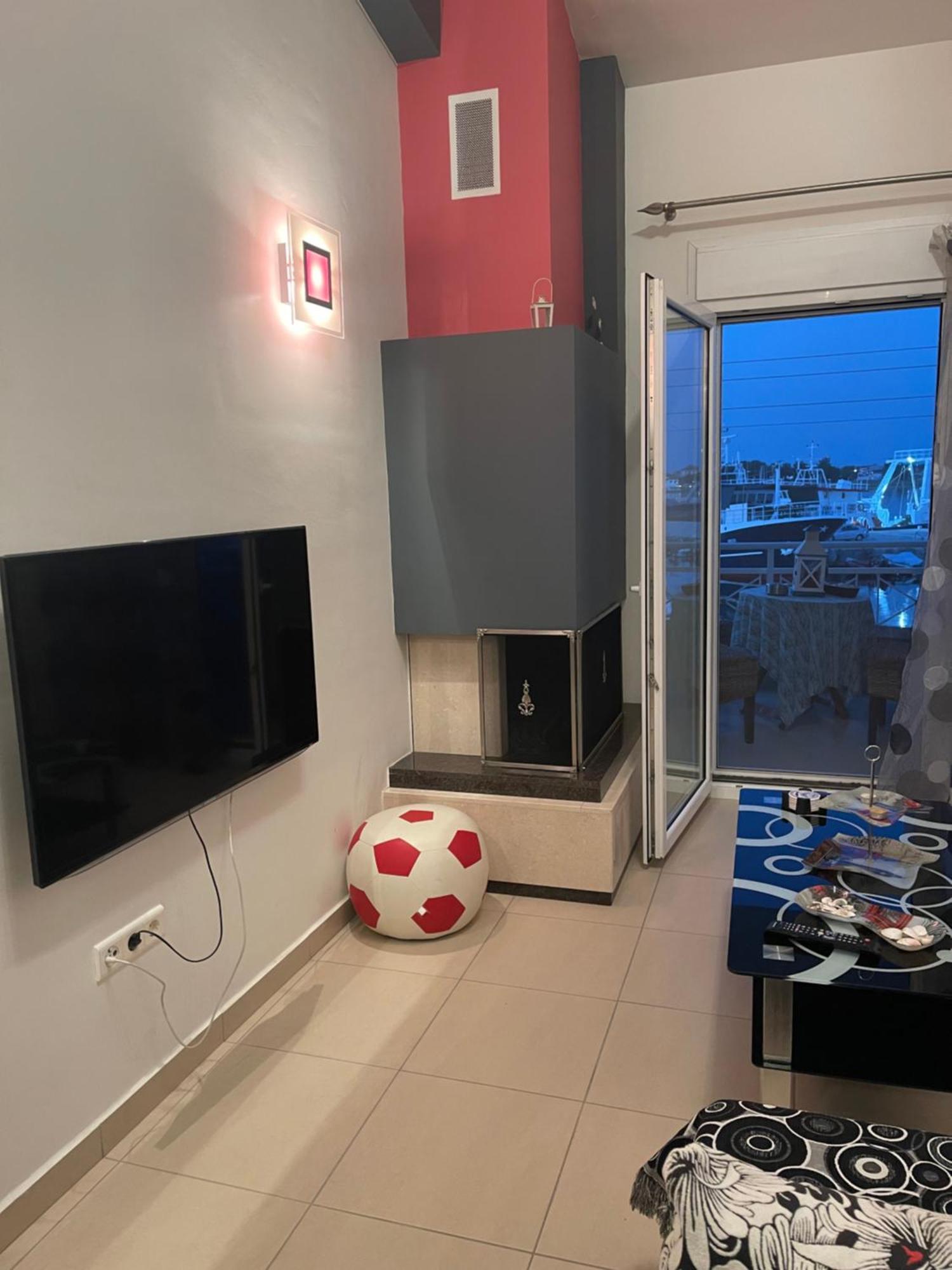 Anna Apartments 克拉默特 外观 照片